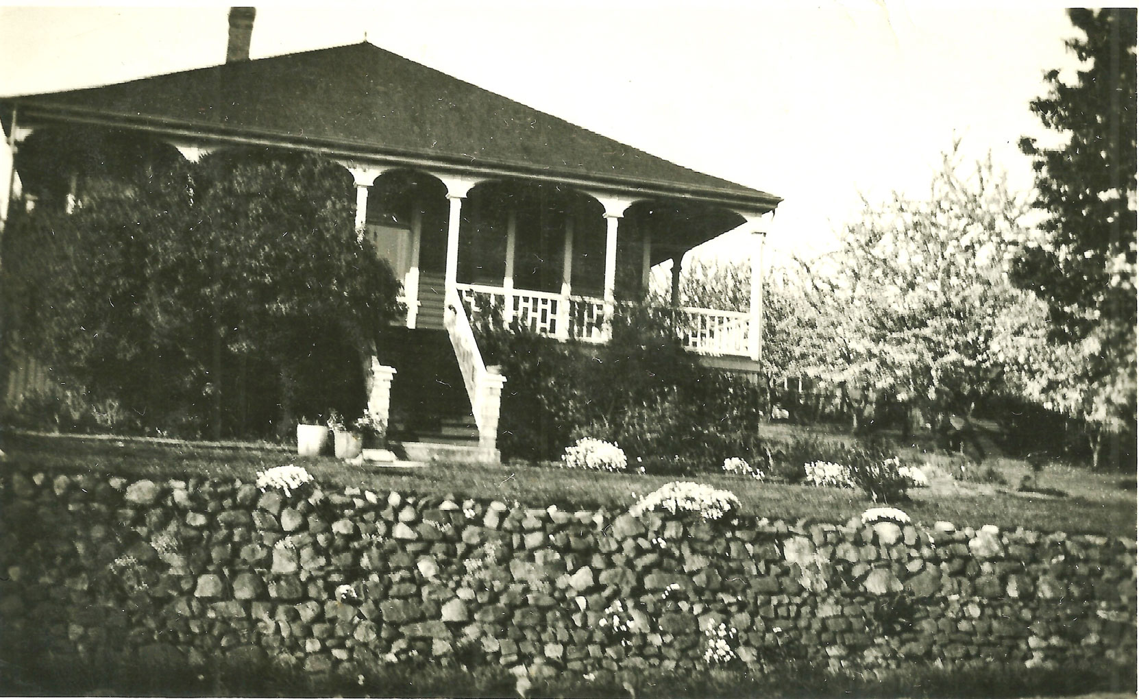 17 Methuen Street, circa 1910-1919 (photo: Ladysmith Archives, Ladysmith & District Historical Society)