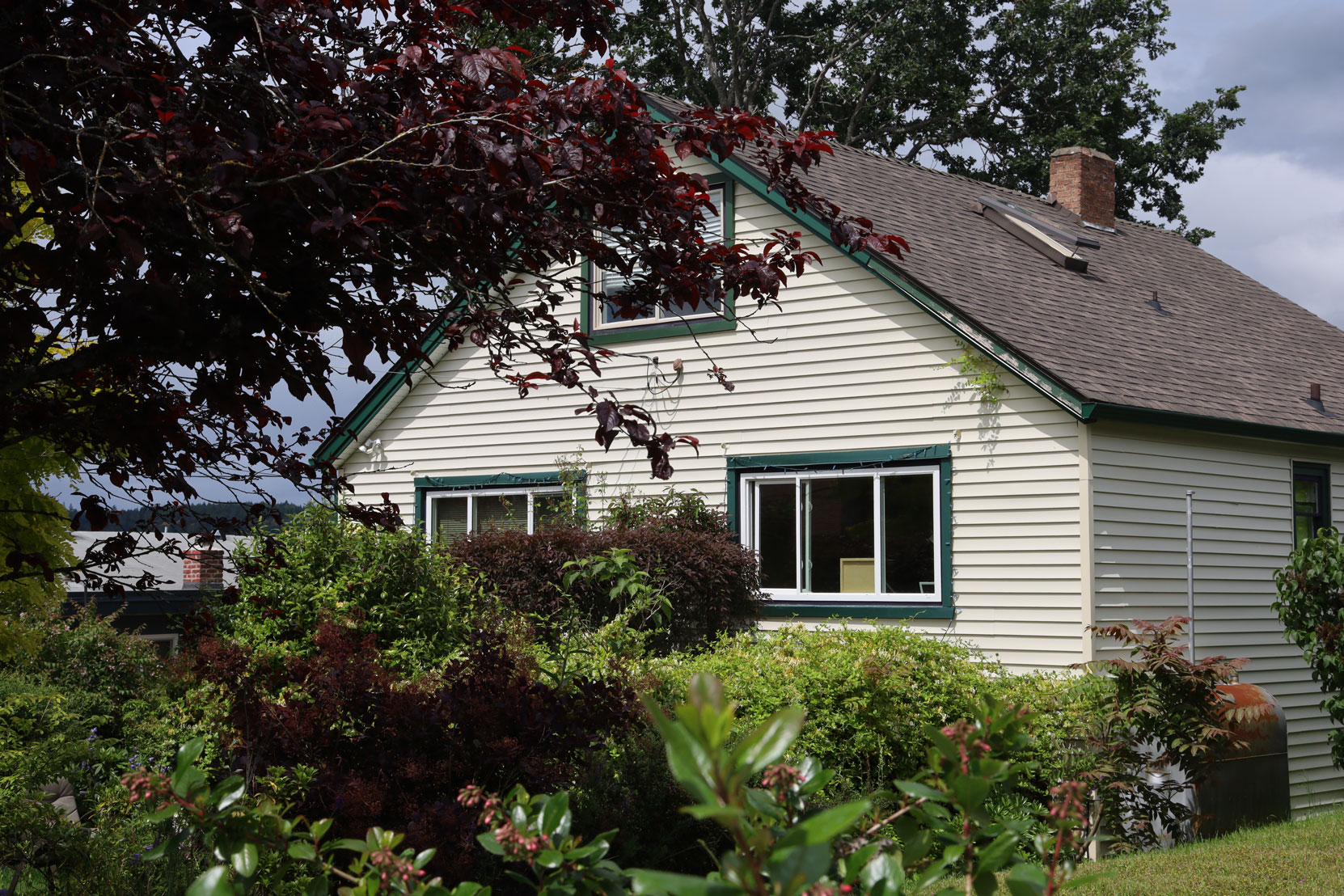 533 3rd Avenue, built in 1948 (photo: Mark Anderson)